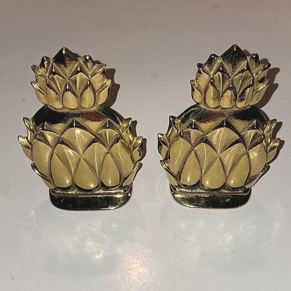 BRASS PINEAPPLE 🍍 BOOKENDS.